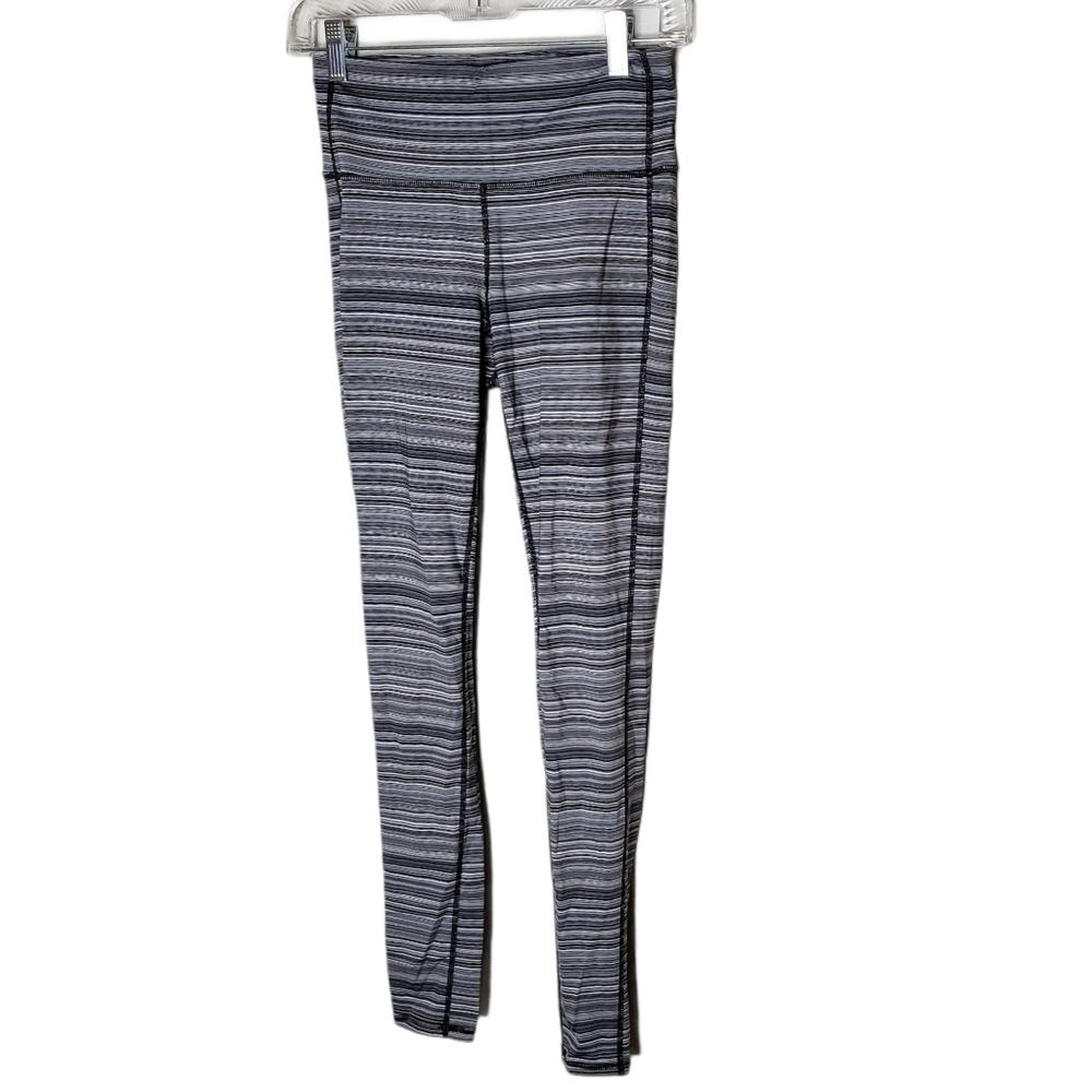 Athleta Size Small High Rise Striped Space Dye Chaturanga Tight Black White